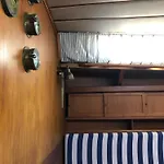 Sailing&stay - A Night Onboard With Your Sailing Experience *