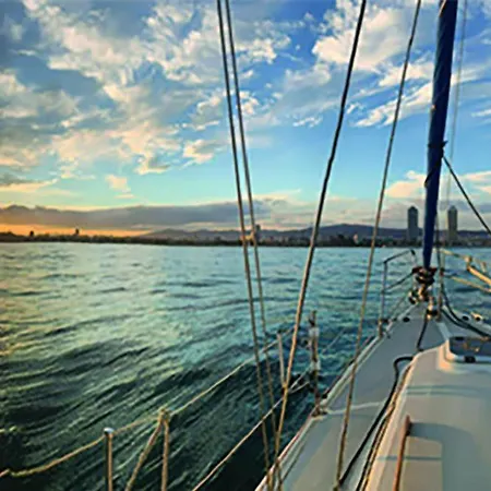 بوتيل Sailing&stay - A Night Onboard With Your Sailing Experience *